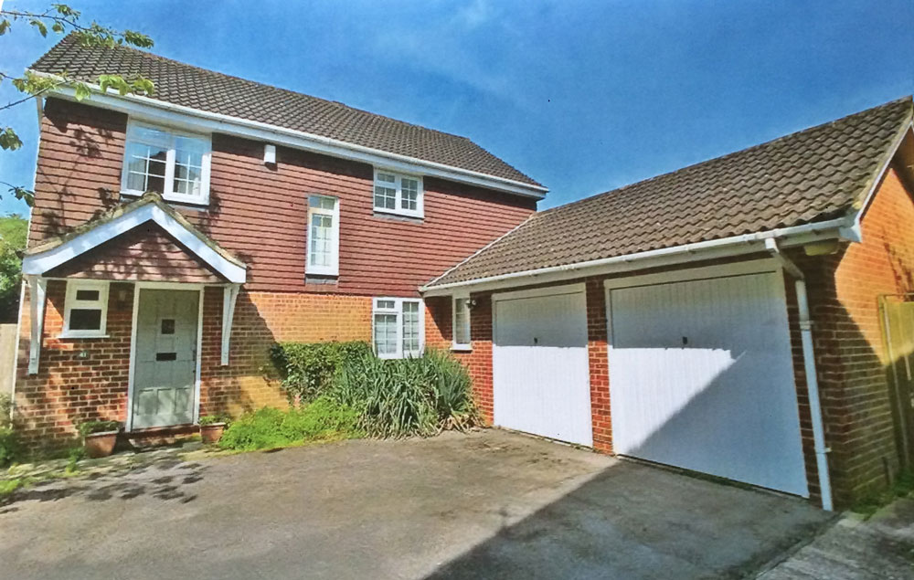 house_renovation_tadworth_before_1